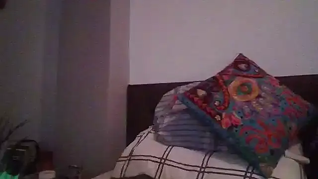 Snapshot of ELMASSIMPATICO_88_20CM chatting on 12/21/24, 01:15 ELMASSIMPATICO 88 20CM online show from 12/21/24, 01:15