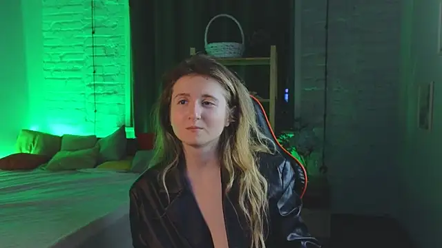Lin RoseX online show from 01/07/25, 04:27