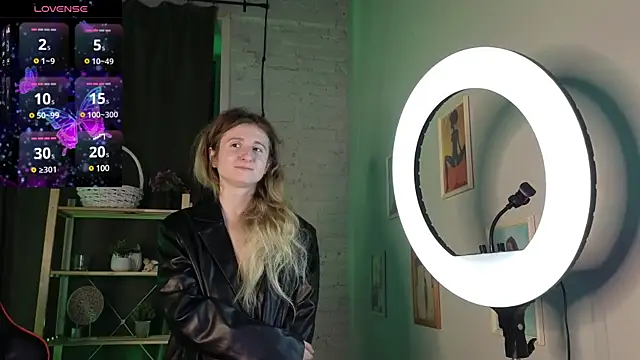 Lin RoseX online show from 01/11/25, 02:36
