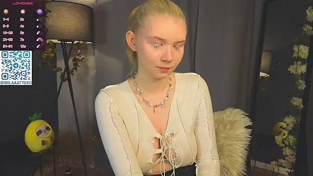 DaisyElmers online show from 01/21/25, 02:11