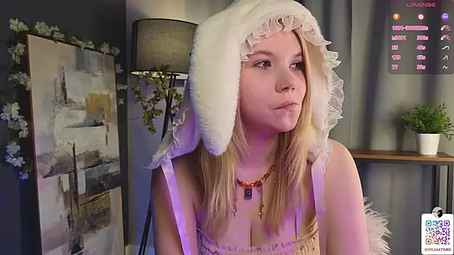 DaisyElmers online show from 02/01/25, 01:12