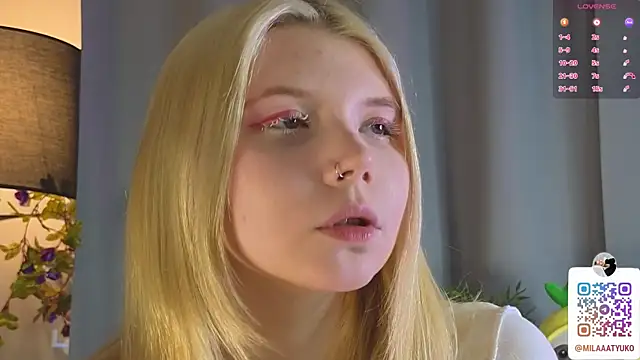 DaisyElmers online show from 02/04/25, 05:42