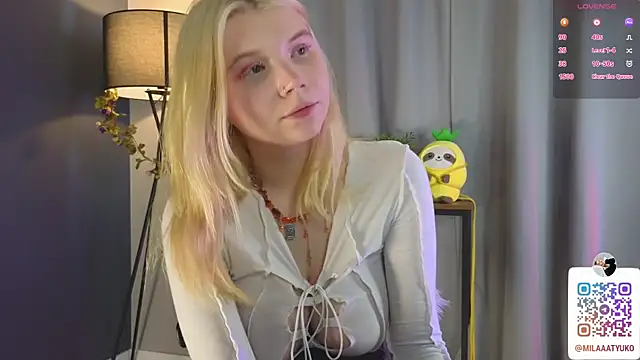 DaisyElmers online show from 02/04/25, 08:46