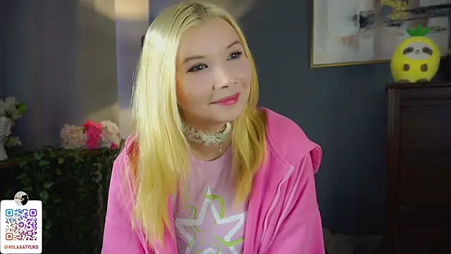 DaisyElmers online show from 03/10/25, 03:23