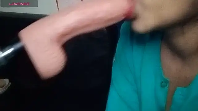 Sheela oshovadi online show from 03/19/25, 04:25