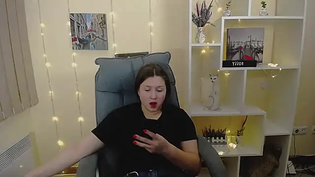  sofi smile online show from 02/17/25, 12:43