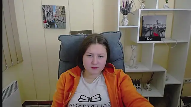  sofi smile online show from 02/24/25, 12:41