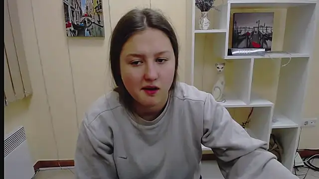  sofi smile online show from 02/26/25, 07:38