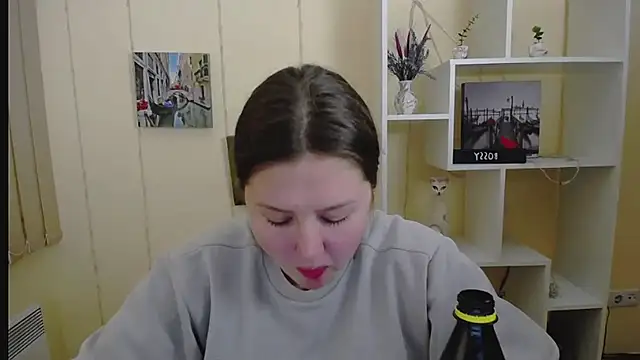  sofi smile online show from 02/26/25, 10:53