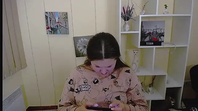 sofi smile online show from 03/07/25, 10:10