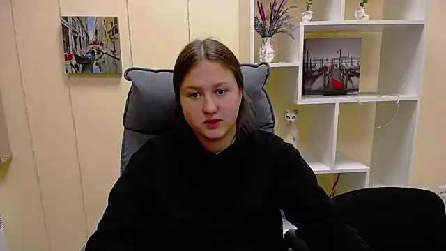  sofi smile online show from 03/19/25, 09:27