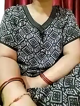 PayalSharmahot143 online show from 01/07/25, 05:42