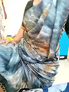 PayalSharmahot143 online show from 11/02/25, 07:38