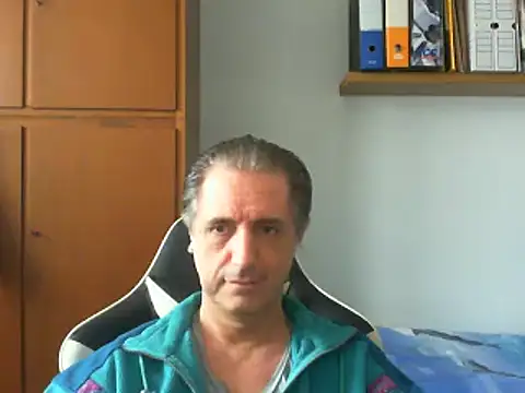 Snapshot of lliuk70mi chatting on 03/22/25, 01:08 lliuk70mi online show from 03/22/25, 01:08