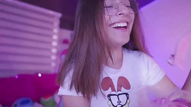 milly kenner online show from 09/23/25, 04:54