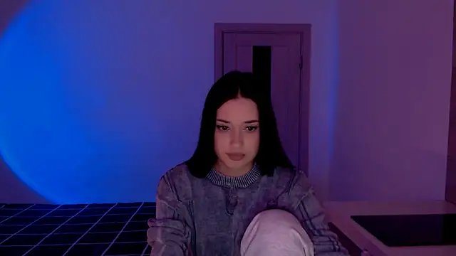 Snapshot of AlisaLink chatting on 12/14/24, 06:41 AlisaLink online show from 12/14/24, 06:41