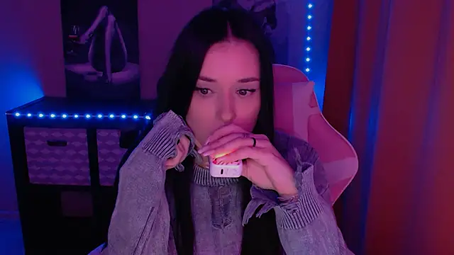 Snapshot of AlisaLink chatting on 01/14/25, 01:06 AlisaLink online show from 01/14/25, 01:06