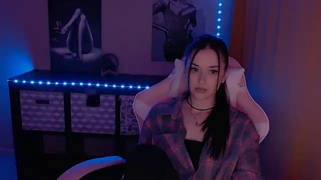 Snapshot of AlisaLink chatting on 01/21/25, 06:55 AlisaLink online show from 01/21/25, 06:55