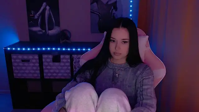 Snapshot of AlisaLink chatting on 01/23/25, 04:48 AlisaLink online show from 01/23/25, 04:48