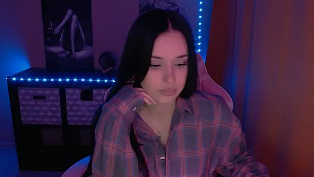 Snapshot of AlisaLink chatting on 01/31/25, 05:42 AlisaLink online show from 01/31/25, 05:42