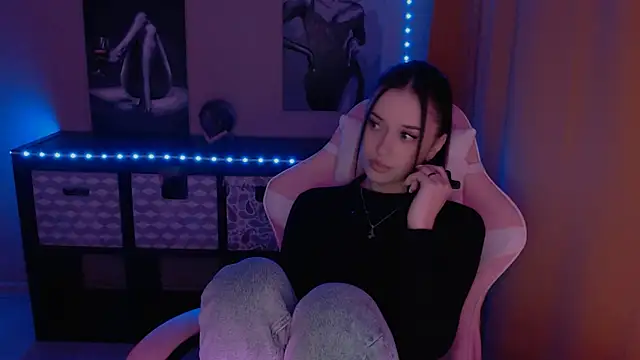 Snapshot of AlisaLink chatting on 02/04/25, 06:49 AlisaLink online show from 02/04/25, 06:49