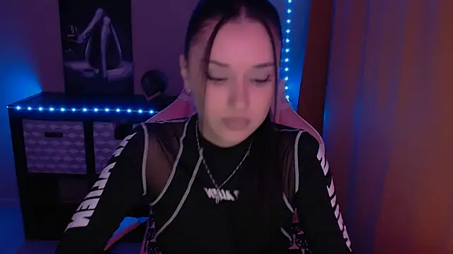 Snapshot of AlisaLink chatting on 02/08/25, 12:06 AlisaLink online show from 02/08/25, 12:06