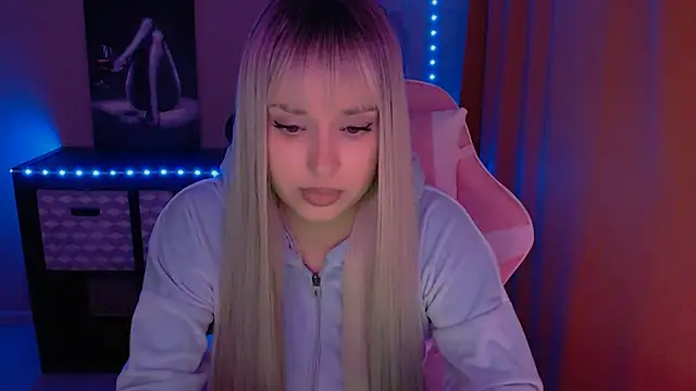 Snapshot of AlisaLink chatting on 03/11/25, 12:28 AlisaLink online show from 03/11/25, 12:28