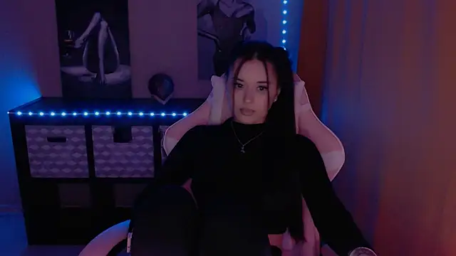 Snapshot of AlisaLink chatting on 03/16/25, 06:55 AlisaLink online show from 03/16/25, 06:55