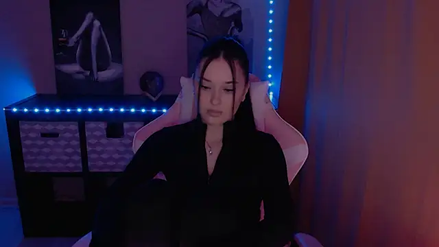 Snapshot of AlisaLink chatting on 03/22/25, 04:04 AlisaLink online show from 03/22/25, 04:04