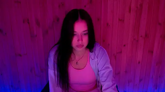 Snapshot of AlisaLink chatting on 09/13/25, 05:57 AlisaLink online show from 09/13/25, 05:57