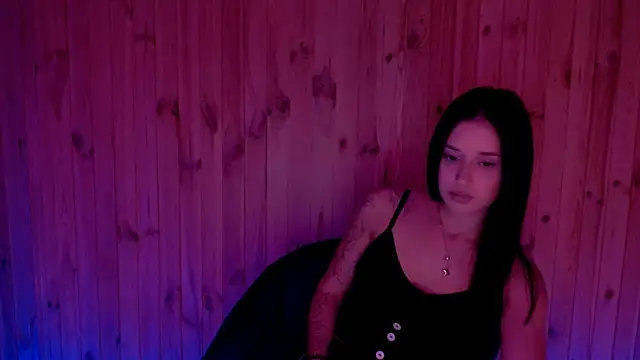 Snapshot of AlisaLink chatting on 10/10/25, 05:01 AlisaLink online show from 10/10/25, 05:01