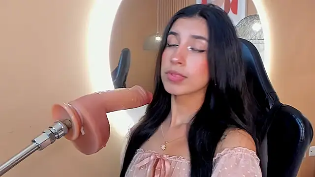 Snapshot of zia_cooper chatting on 03/22/25, 06:58 zia cooper online show from 03/22/25, 06:58