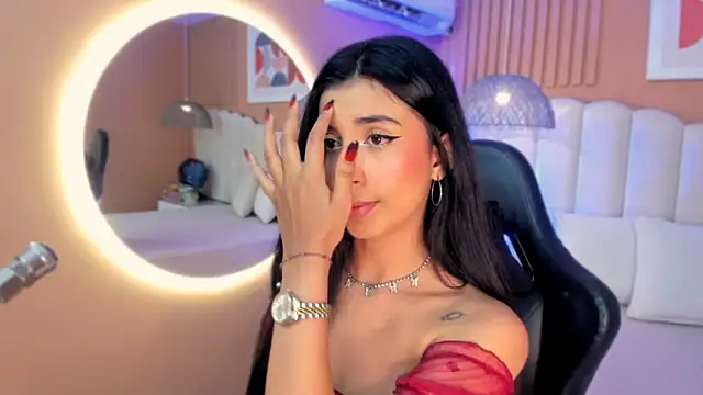 Snapshot of zia_cooper chatting on 09/16/25, 07:04 zia cooper online show from 09/16/25, 07:04