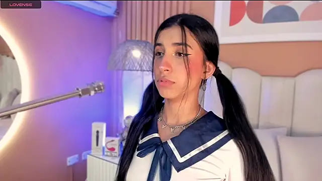 Snapshot of zia_cooper chatting on 09/21/25, 07:15 zia cooper online show from 09/21/25, 07:15