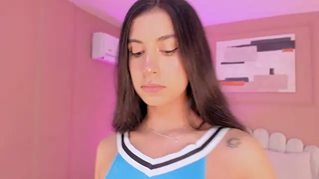 Snapshot of zia_cooper chatting on 11/20/25, 07:02 zia cooper online show from 11/20/25, 07:02