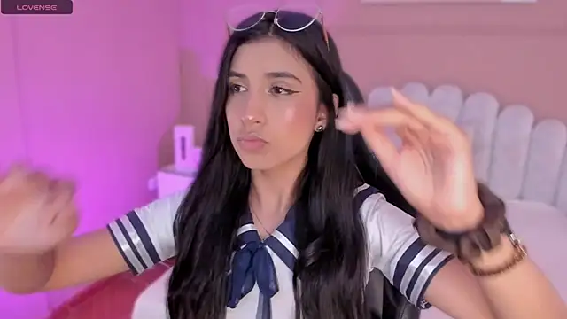 Snapshot of zia_cooper chatting on 11/29/25, 07:06 zia cooper online show from 11/29/25, 07:06