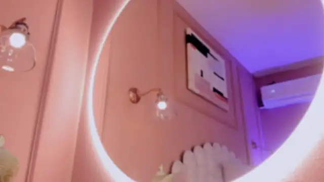 Snapshot of zia_cooper chatting on 12/04/25, 07:00 zia cooper online show from 12/04/25, 07:00