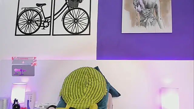 Izzy bellx online show from 10/22/25, 02:34