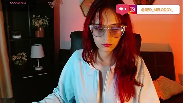 Snapshot of RedMeloddy chatting on 04/23/26, 10:01 RedMeloddy online show from 04/23/26, 10:01