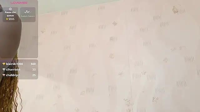 littleebonymommy online show from 10/25/25, 08:03