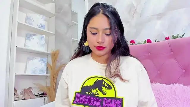 Snapshot of AnnaQueen_ chatting on 10/11/25, 04:27 AnnaQueen  online show from 10/11/25, 04:27