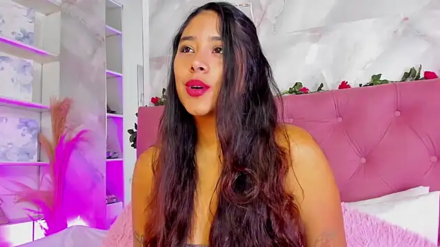 Snapshot of AnnaQueen_ chatting on 10/23/25, 04:17 AnnaQueen  online show from 10/23/25, 04:17