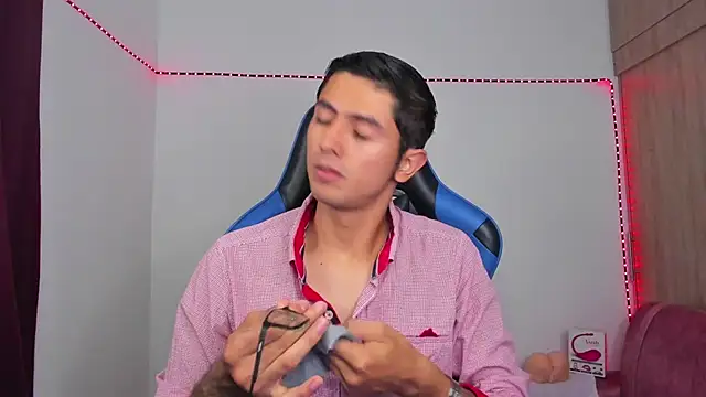 Ethan Sai    online show from 12/04/24, 01:14