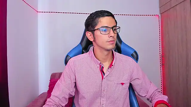 Ethan Sai    online show from 12/06/24, 04:49