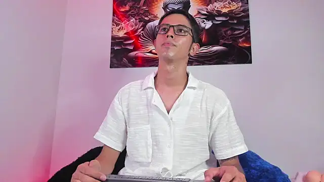 Ethan Sai    online show from 02/17/25, 08:04