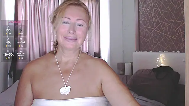 Snapshot of _Monika_sun_ chatting on 06/06/26, 01:54 Monika sun online show from 06/06/26, 01:54