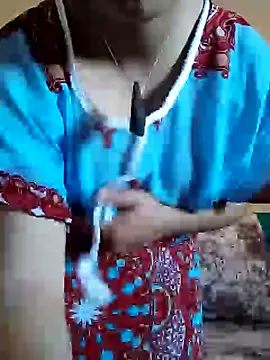 Snapshot of Maha_Ms chatting on 12/16/24, 12:49 Maha Ms online show from 12/16/24, 12:49