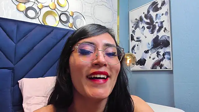 SophieBaker   online show from 02/12/25, 08:49