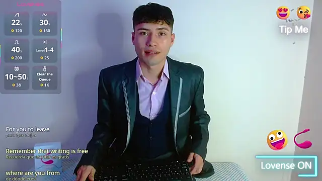 Snapshot of nolanjay_ chatting on 10/02/25, 09:44 nolanjay online show from 10/02/25, 09:44