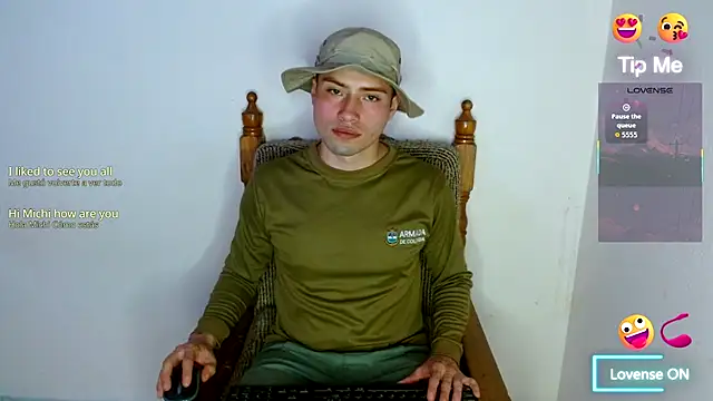 Snapshot of nolanjay_ chatting on 10/07/25, 09:23 nolanjay online show from 10/07/25, 09:23